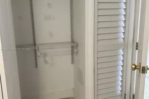 1023 NW 33rd St, Miami, FL 33127 - Photo 7