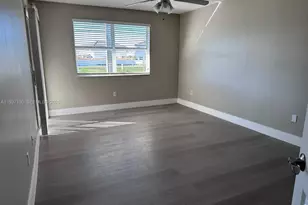 2246 SE 27th Dr, Homestead, FL 33035 - Photo 19