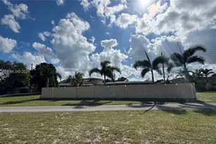 321 NW 201st St, Miami Gardens, FL 33169 - Photo 57