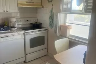 7797 Golf Cir Dr, Margate, FL 33063 - Photo 9