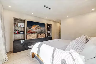 254 NW 43rd St, Miami, FL 33127 - Photo 39