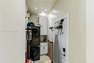 254 NW 43rd St, Miami, FL 33127 - Photo 25