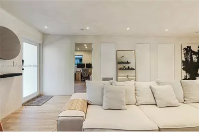 254 NW 43rd St, Miami, FL 33127 - Photo 29