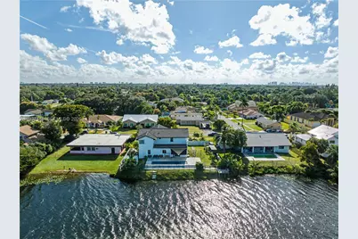 14620 NW 17th Dr, Miami, FL 33167 - Photo 13