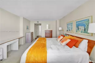 2401 S Ocean Dr, Hollywood, FL 33019 - Photo 15