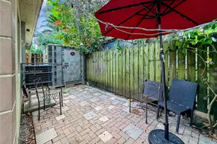 426 NE 77th St, Miami, FL 33138 - Photo 13