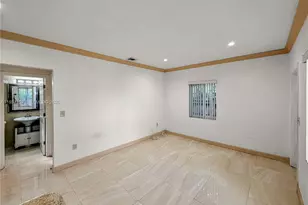 426 NE 77th St, Miami, FL 33138 - Photo 5