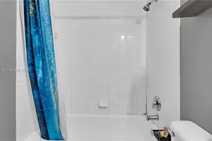 13103 SW 42nd St, Miramar, FL 33027 - Photo 17