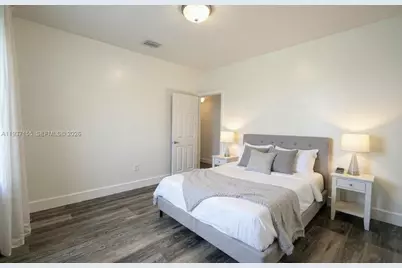 230 SE 29th Ave #1, Homestead, FL 33033 - Photo 3