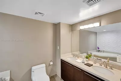 7930 East Dr #1806, North Bay Village, FL 33141 - Photo 25