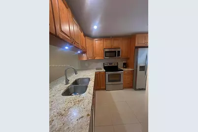 3926 S Arelia Dr S, Delray Beach, FL 33445 - Photo 5
