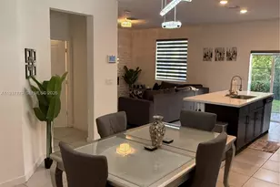 818 SE 19th St, Homestead, FL 33034 - Photo 5