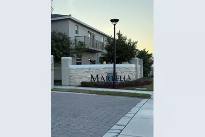 818 SE 19th St #818, Homestead, FL 33034 - Photo 1