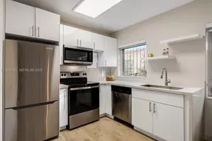 424 NW 53rd St, Miami, FL 33127 - Photo 7