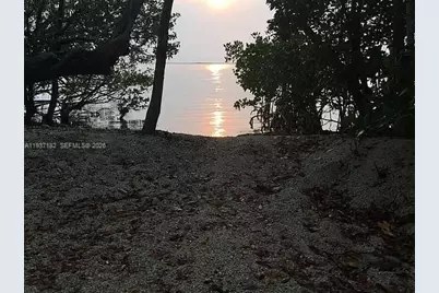 202 Sanctuary Dr, Key Largo, FL 33037 - Photo 37