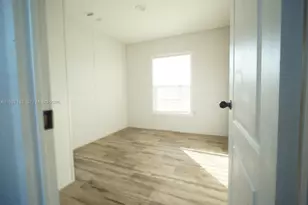 130 N Granja St, Clewiston, FL 33440 - Photo 7