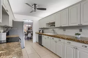 11905 Donlin Dr, Wellington, FL 33414 - Photo 15