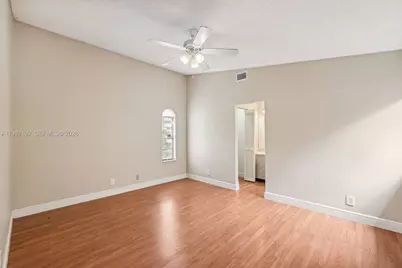 8101 NW 71st Ct, Tamarac, FL 33321 - Photo 7