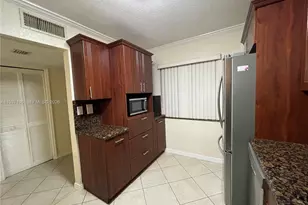 16240 Laurel Dr, Weston, FL 33326 - Photo 17