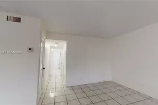 580 Egret Dr, Hallandale Beach, FL 33009 - Photo 23