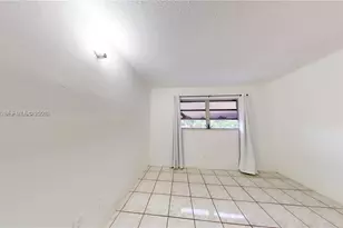 580 Egret Dr, Hallandale Beach, FL 33009 - Photo 37