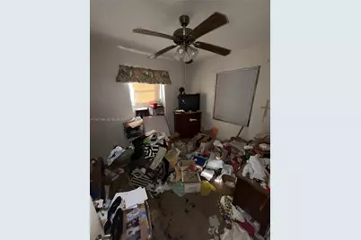 260 NW 52nd Ave, Miami, FL 33126 - Photo 13