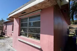 260 NW 52nd Ave, Miami, FL 33126 - Photo 3