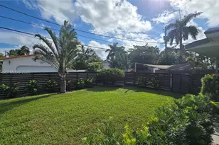 800 Polk St, Hollywood, FL 33019 - Photo 5