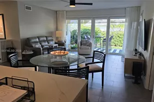 800 Polk St, Hollywood, FL 33019 - Photo 3