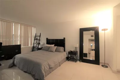 2500 Parkview Dr #315, Hallandale Beach, FL 33009 - Photo 9