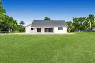 21360 SW 236th St, Homestead, FL 33031 - Photo 3