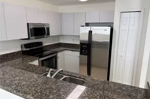 10901 NW 83rd St, Doral, FL 33178 - Photo 5