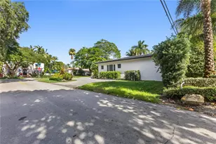 800 NE 72nd St, Miami, FL 33138 - Photo 41