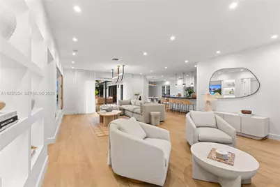 800 NE 72nd St, Miami, FL 33138 - Photo 13