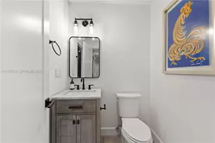 800 NE 72nd St, Miami, FL 33138 - Photo 31