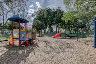 2215 Cypress Island Dr, Pompano Beach, FL 33069 - Photo 21