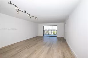 2215 Cypress Island Dr, Pompano Beach, FL 33069 - Photo 9