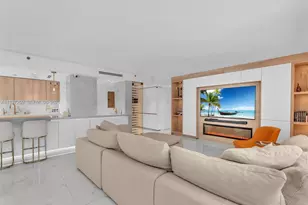 19707 Turnberry Way, Aventura, FL 33180 - Photo 9