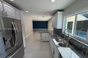 9750 SW 219th St, Cutler Bay, FL 33190 - Photo 25