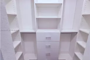 9750 SW 219th St, Cutler Bay, FL 33190 - Photo 7