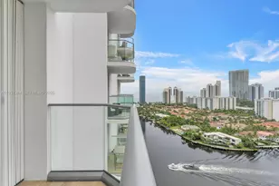 19707 Turnberry Way, Aventura, FL 33180 - Photo 9