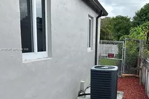 231 SW 51st Pl, Coral Gables, FL 33134 - Photo 21