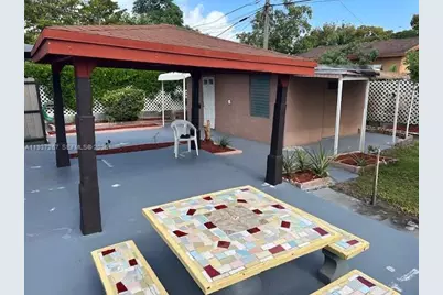 231 SW 51st Pl, Coral Gables, FL 33134 - Photo 17