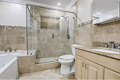 2500 NE 209th Ter, Miami, FL 33180 - Photo 29