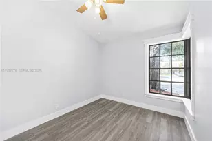 3639 NW 83rd Ln, Sunrise, FL 33351 - Photo 7