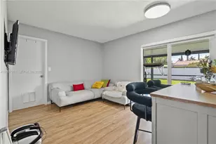 1016 NE 4th Ct., Hallandale Beach, FL 33009 - Photo 17