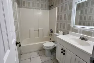 11950 SW 199th St, Miami, FL 33177 - Photo 11