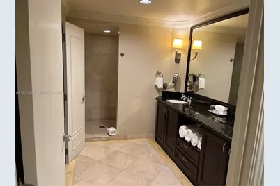 601 N Ft Lauderdale Beach Blvd #912, Fort Lauderdale, FL 33304 - Photo 7