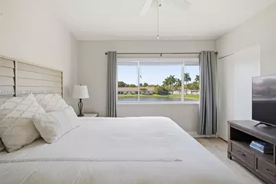 4919 SW 31st Ter, Dania Beach, FL 33312 - Photo 21