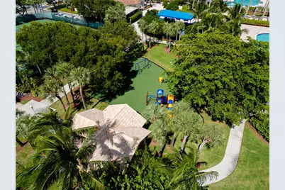 903 NW 167th Ave, Pembroke Pines, FL 33028 - Photo 77